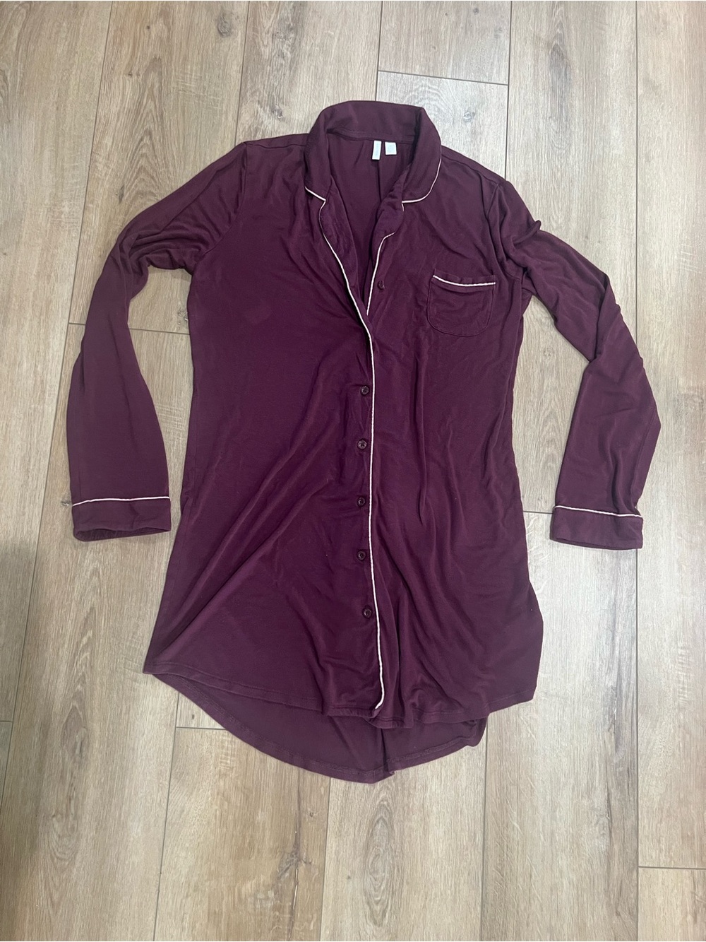 Nordstrom Women's Wine Button-Front Long Sleeve Sleep Shirt Medium